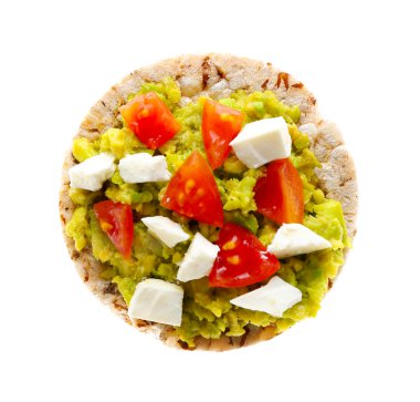 Avokado sandviç domates ile