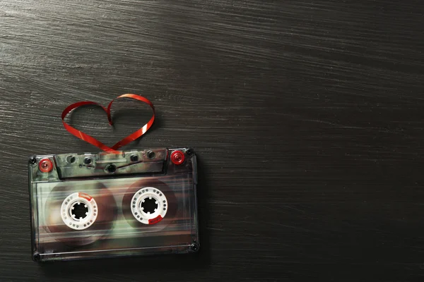Retro audio cassette met tape — Stockfoto