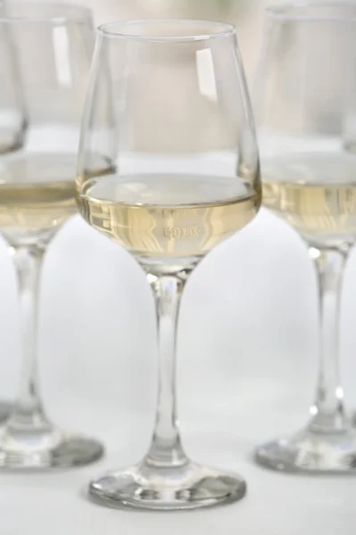 Verres de vin blanc — Photo