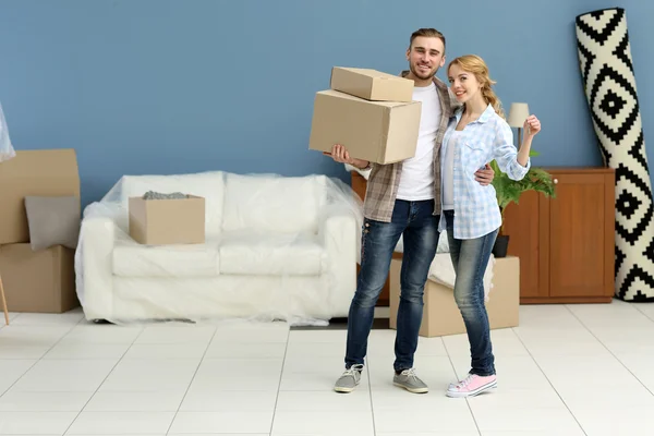 Happy young couple — Stock Photo, Image