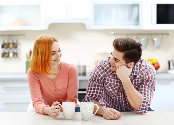 Young beautiful couple — Stock Photo, Image