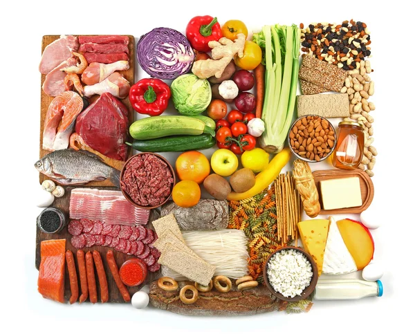 Un conjunto de productos alimenticios aislados en blanco, vista superior —  Fotos de Stock