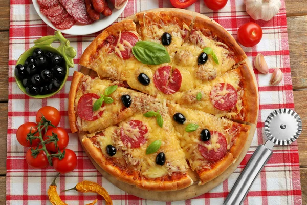 Pizza panggang segar — Stok Foto