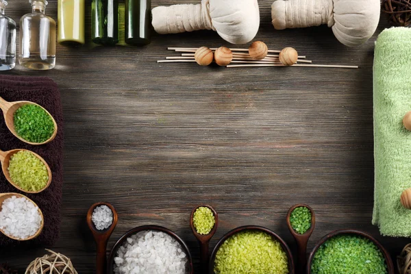 Spa composition on wooden table — Stock Photo, Image