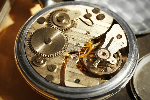 Mekanismen av ficka klocka — Stockfoto