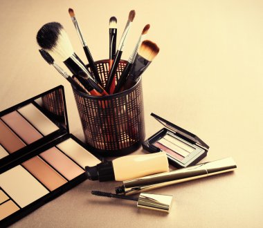 Dekoratif kozmetik aksesuarları 