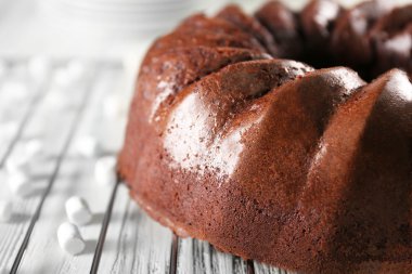 Arka plan üzerinde çikolatalı kek