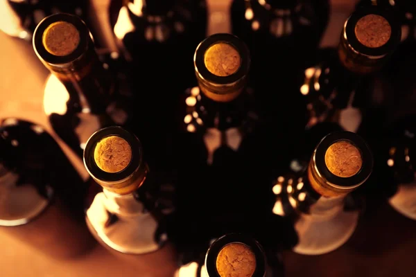 Montones de botellas de vino —  Fotos de Stock