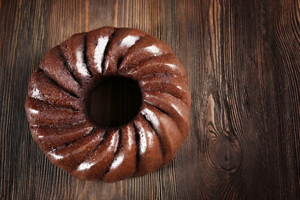 Schokoladenkuchen auf braun — Stockfoto