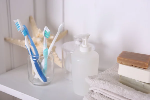 Bathroom set with towels — Stock Photo, Image