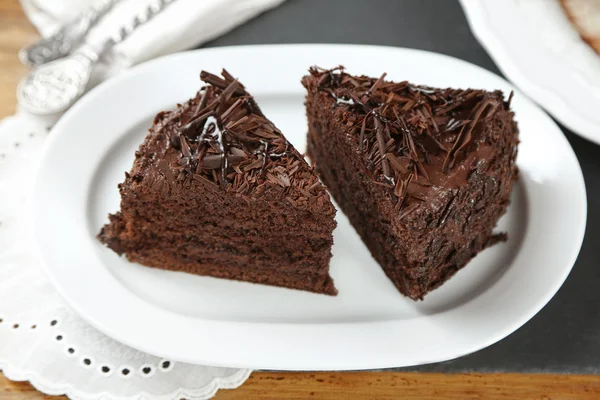 Pastel de chocolate en rodajas —  Fotos de Stock