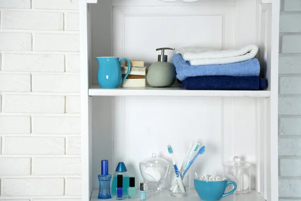 Bathroom set with towels — Stock Photo, Image