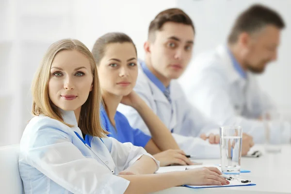 Medical Doctors Sitting Meeting Modern Hospital — Stock Photo, Image
