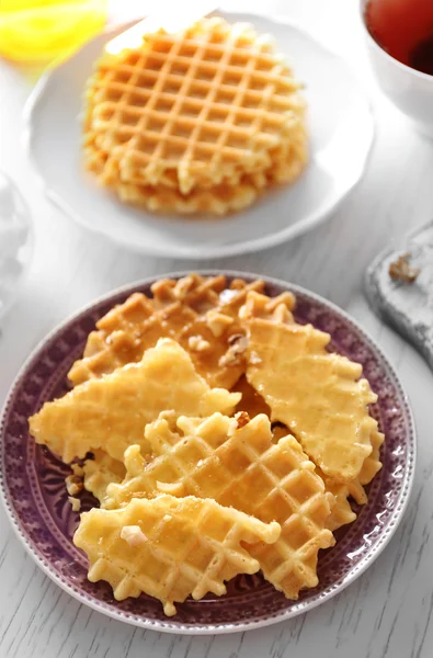 Frisch zerbröselte Waffeln — Stockfoto