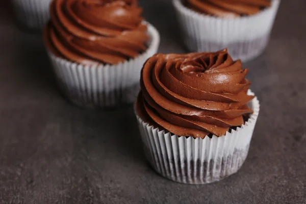 Leckere Schokoladen-Cupcakes — Stockfoto