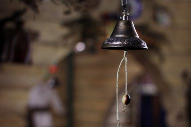 Metal çan closeup asılı