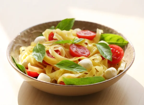 Delicious cold pasta salad — Stock Photo, Image