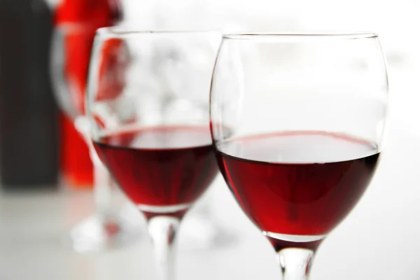 Kieliszki czerwonego wina — Zdjęcie stockowe