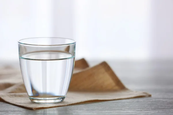 Bicchiere di acqua dolce — Foto Stock