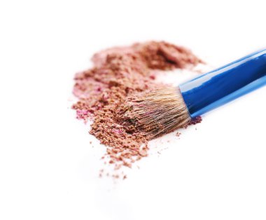 Makyaj fırça ile toz 