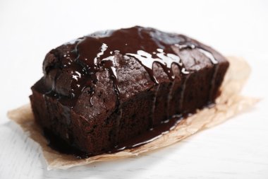 Kremalı çikolatalı pasta. 