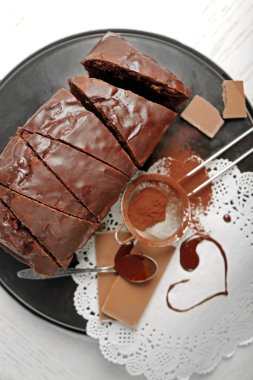 Çikolata dilimli kek 