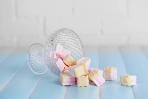 Tasty marshmallows with chocolate — Stock Photo, Image