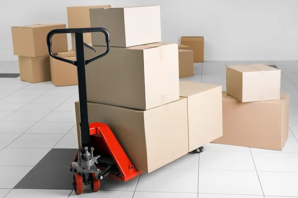 Manual pallet truck — Stock Photo, Image