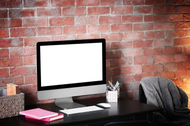 şık bir çalışma yer 