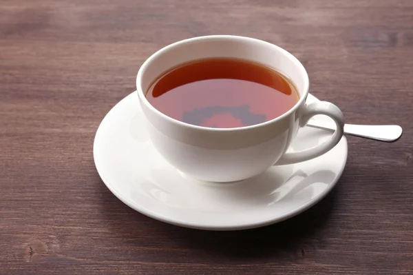 Taza de té en la mesa —  Fotos de Stock