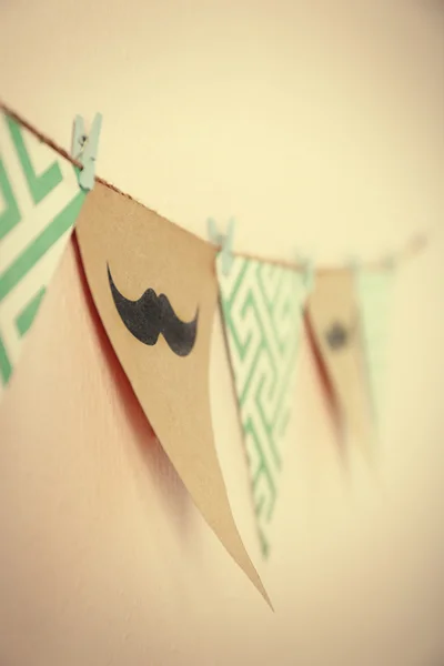 Guirlande triangulaire aux moustaches — Photo