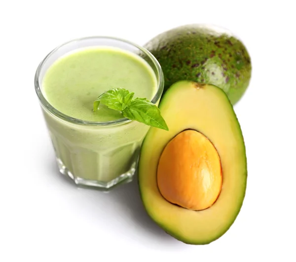 Avocado verde fresco — Foto Stock