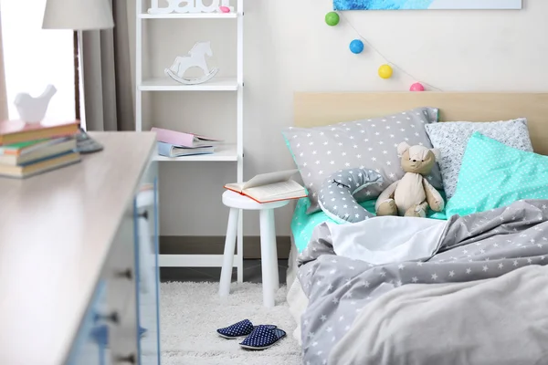 Interior del dormitorio del niño — Foto de Stock