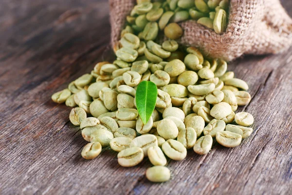 Grüne Kaffeebohnen — Stockfoto