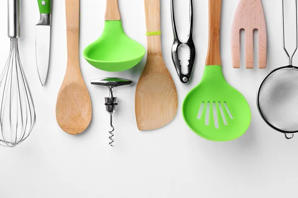 Set di utensili in acciaio inox e legno — Foto Stock