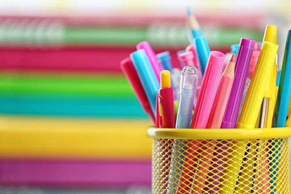 Papelería en soporte metálico — Foto de Stock