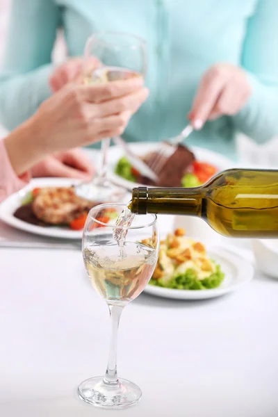 Dinner with wine in restaurant — Stock Photo, Image