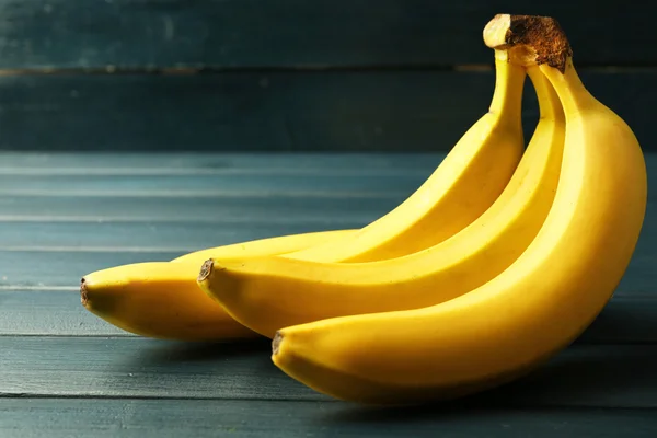 Bunch of ripe bananas — Stock Photo, Image