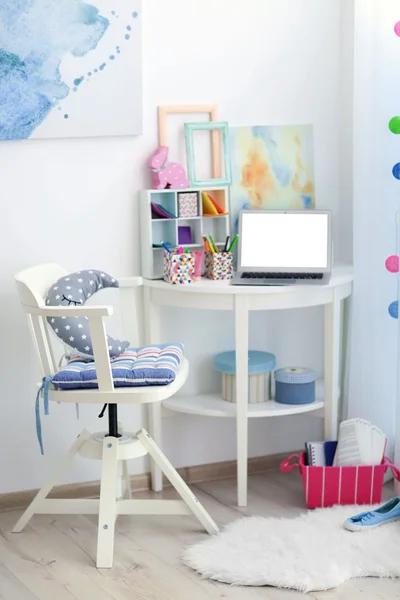 Modernes Teenager-Interieur — Stockfoto