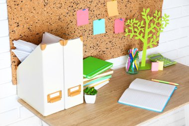 İleti örneğine masa lambası.