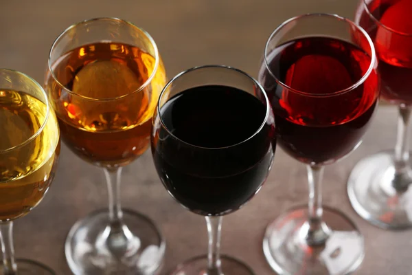 Glasses with wines of different colors — Stock Photo, Image