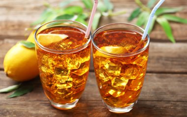 Limonlu buzlu çay