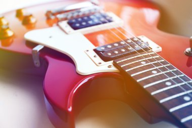 Elektrik gitar dizeleri