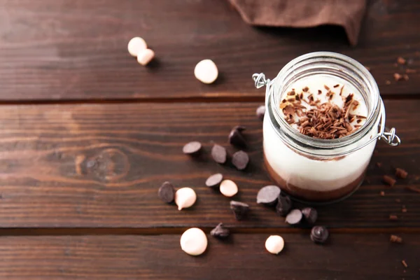 Deliziosa mousse vaniglia-cioccolato — Foto Stock