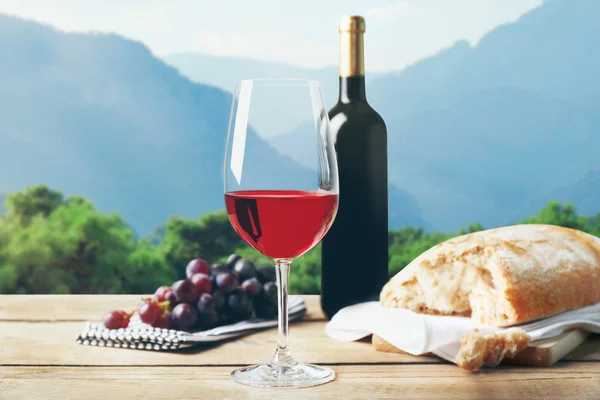 Natura morta con vino — Foto Stock