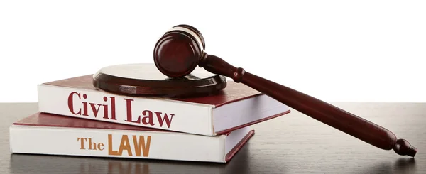 Gavel and books on table — Stock Photo, Image