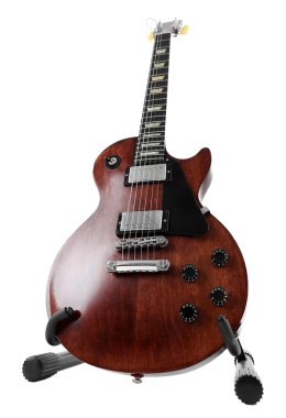 Kahverengi elektro gitar
