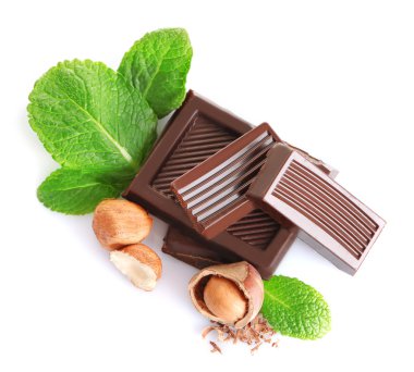 Çikolata nane ve fındık ile