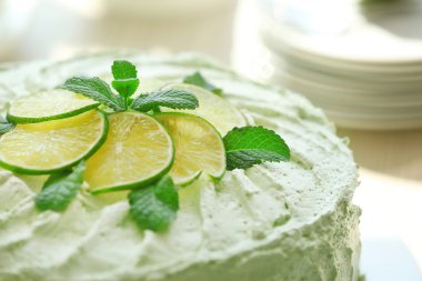 Büyük kireç pasta