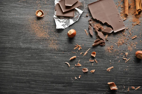 Chocolate with hazelnuts and cinnamon — Stock Photo, Image